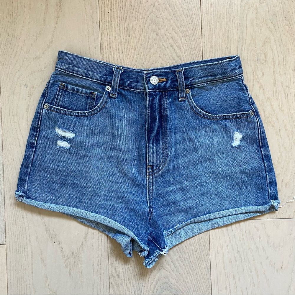 Uniqlo High-Waisted Shorts, Blue, Size 25